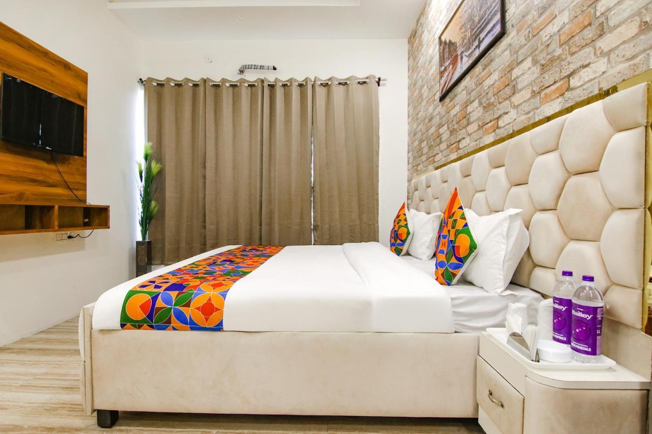 Fabhotel Sky Lark Farm Ludhiana Exterior photo