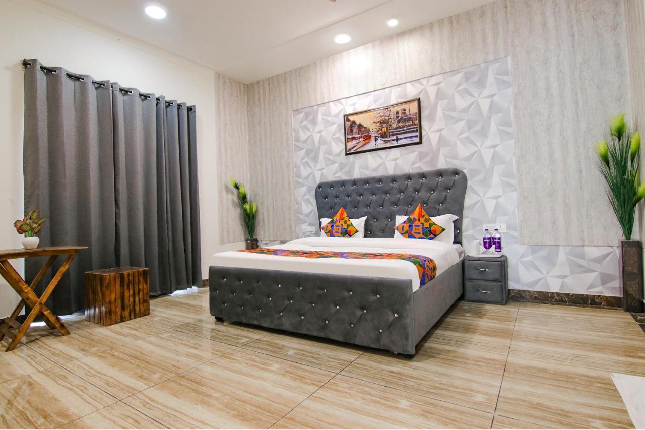 Fabhotel Sky Lark Farm Ludhiana Exterior photo