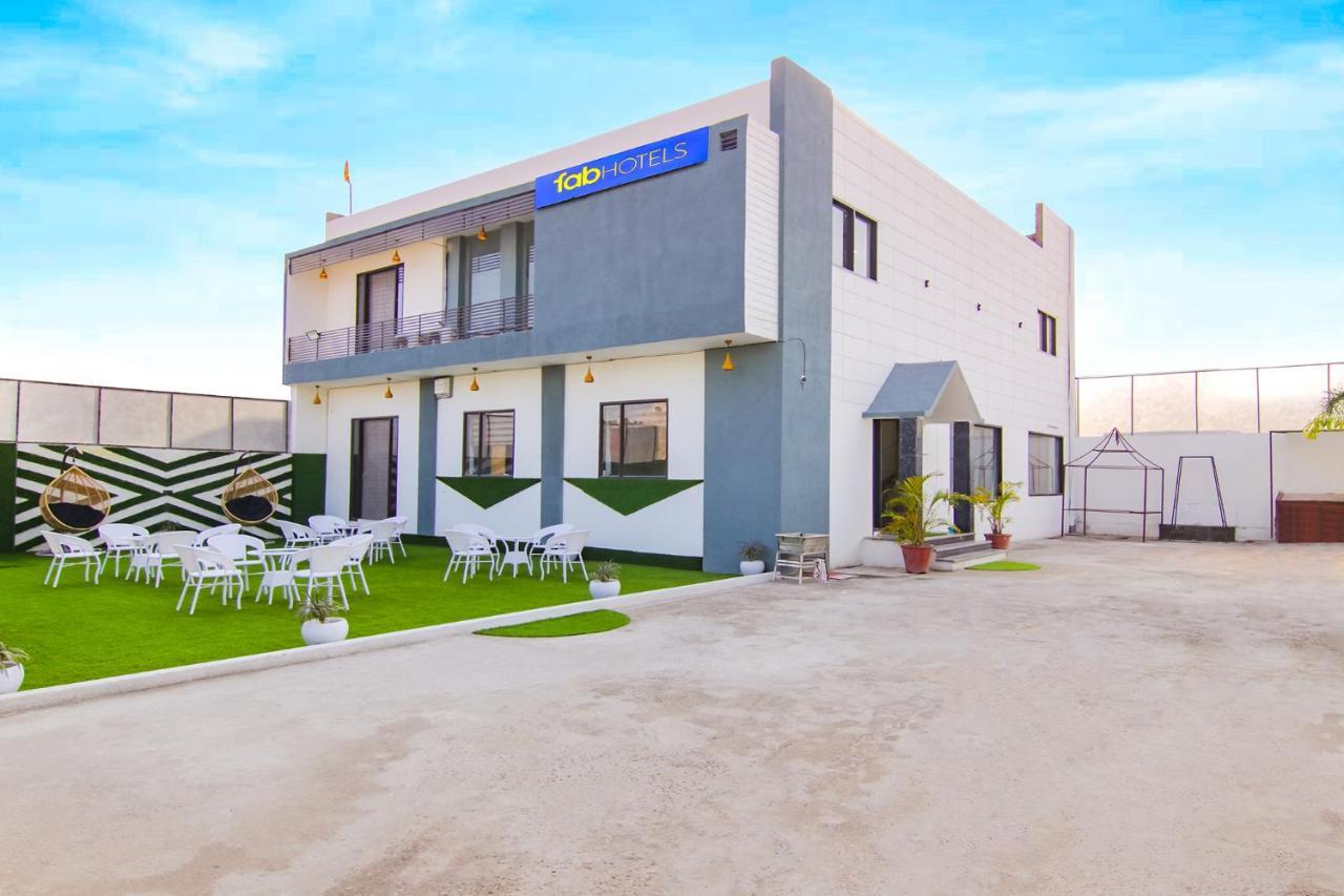 Fabhotel Sky Lark Farm Ludhiana Exterior photo
